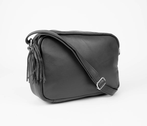 Avenue Zara ‘zed’ Leather Medium Cross Body Bag Black