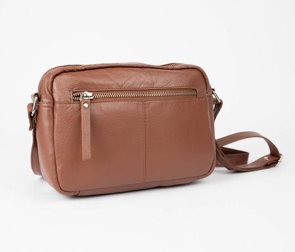 Avenue Zara ‘Zed’ Leather Medium Cross Body Bag Cognac