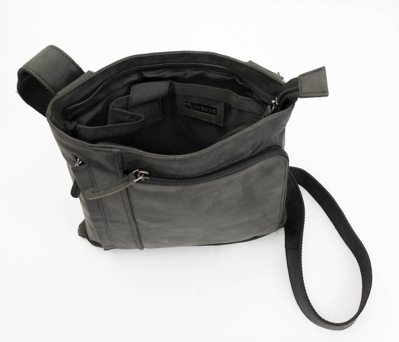 Avenue Hunter Leather Sling Bag Black