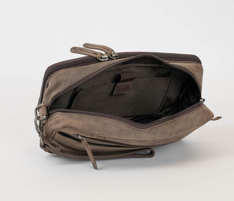 Avenue Hunter Leather Bag Brown