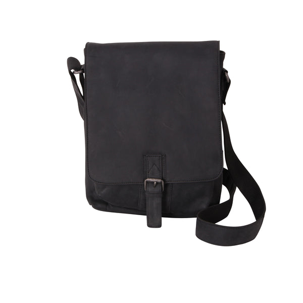 Avenue Hunter Leather Full Flap Bag Black